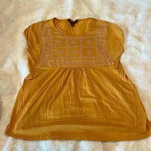 Women’s Medium Top Gloria Vanderbilt